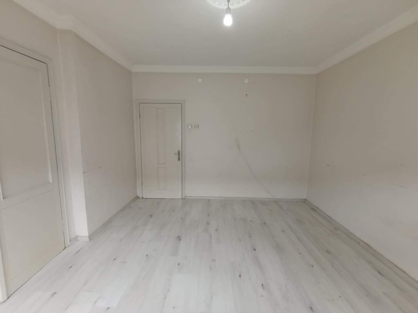 PLAZA'DAN DERVİŞPAŞA'DA 3+1 AFJETLİ GENİŞ KİRALIK DAİRE - Resim 12