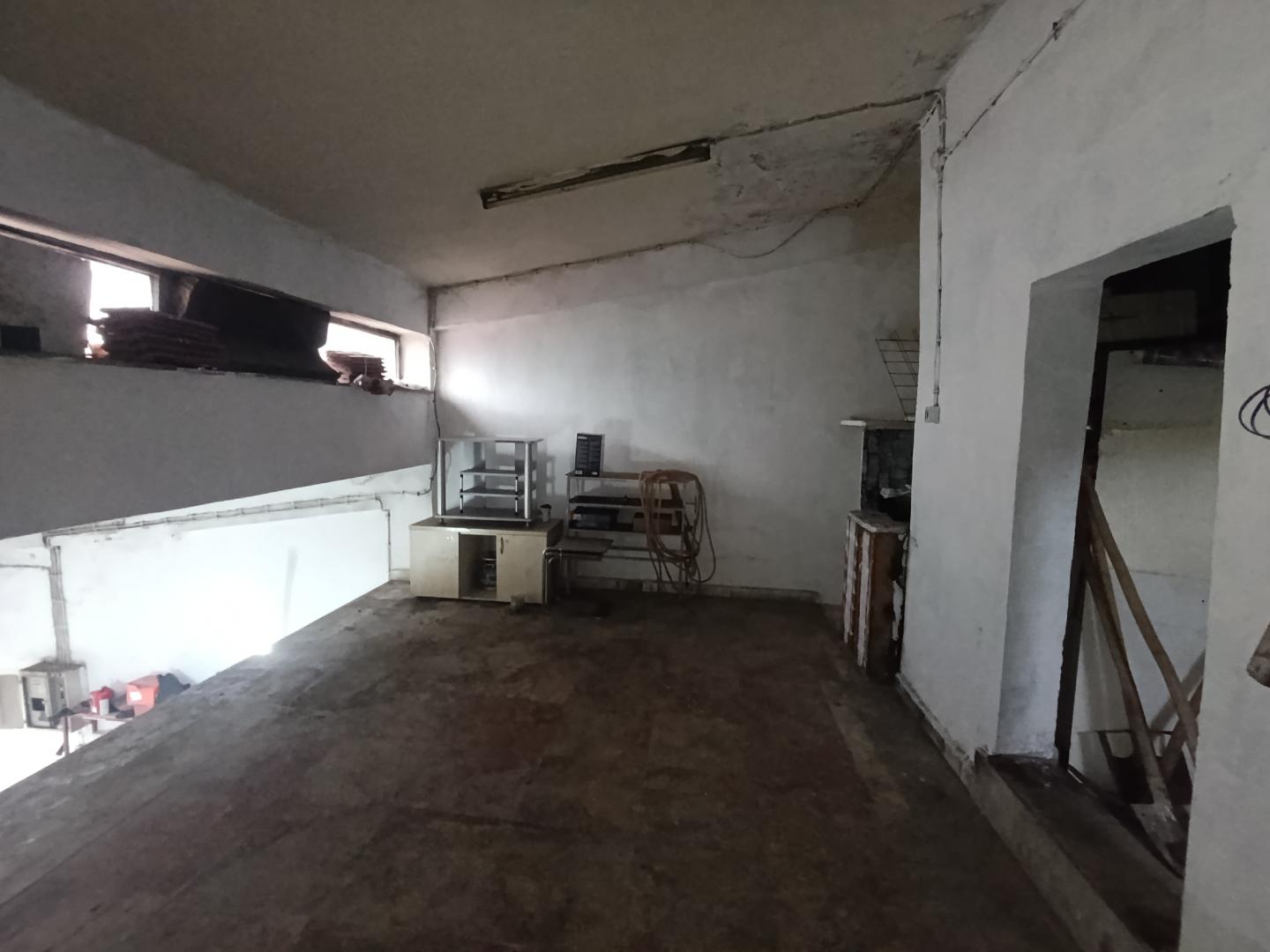 PLAZA'DAN 2. KÜÇÜK SANAYİ'DE 5. ADA 1. BLOK'DA SATILIK İŞYERİ - Resim 17