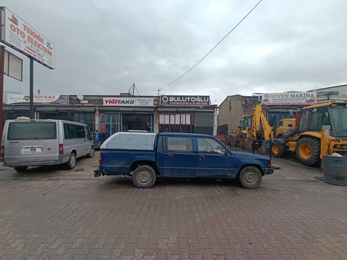 PLAZA'DAN 2. KÜÇÜK SANAYİ'DE 5. ADA 1. BLOK'DA SATILIK İŞYERİ - Resim 21