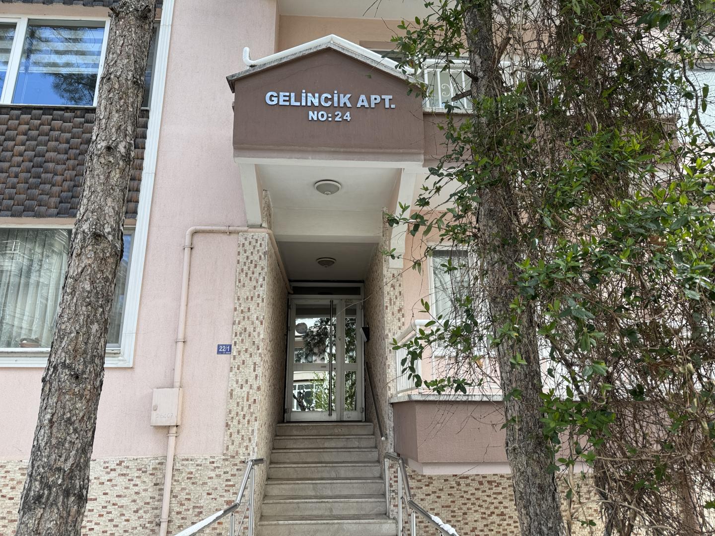 Plaza'dan Şehrin Örnek Mahallesi Örnekevlerde 3+1 Fırsat Daire - Resim 5