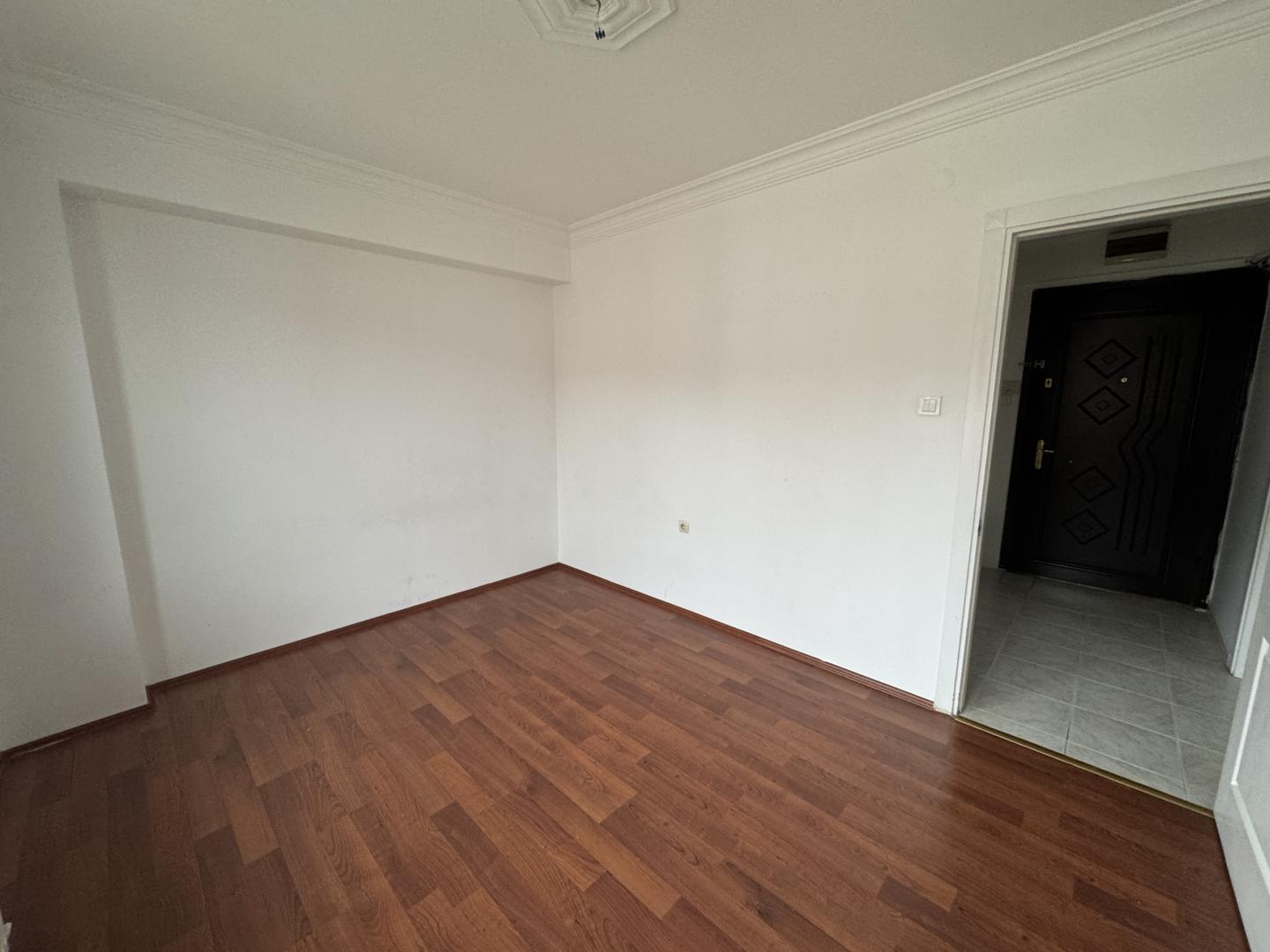 Plaza'dan Şehrin Örnek Mahallesi Örnekevlerde 3+1 Fırsat Daire - Resim 13