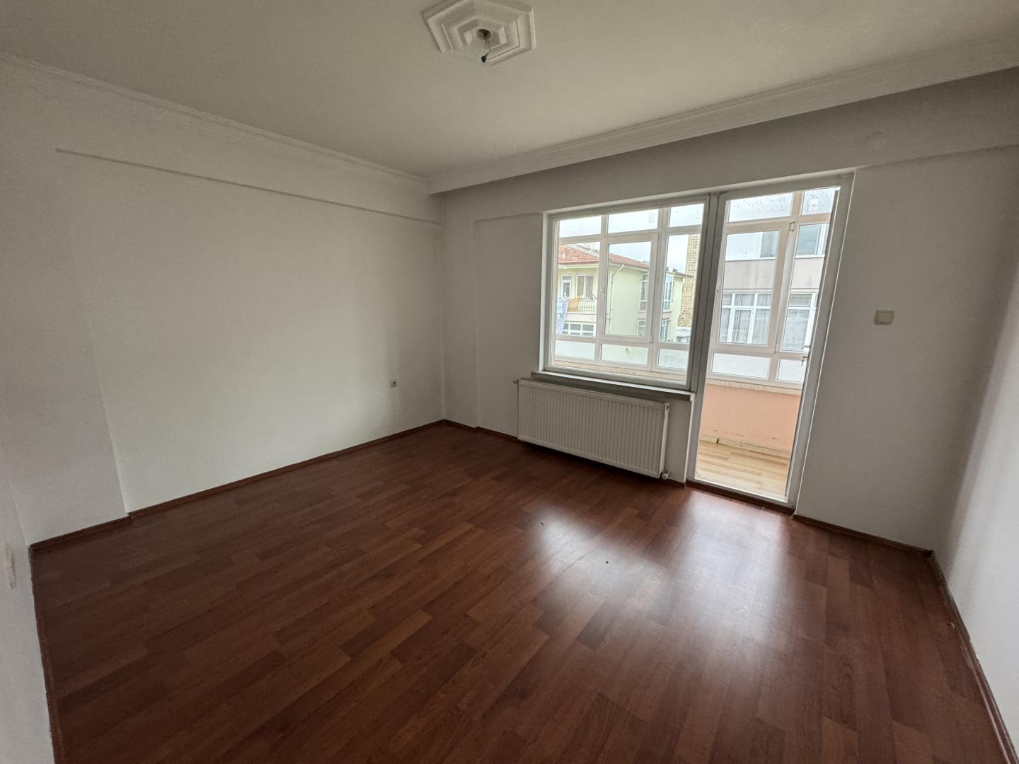 Plaza'dan Şehrin Örnek Mahallesi Örnekevlerde 3+1 Fırsat Daire - Resim 16