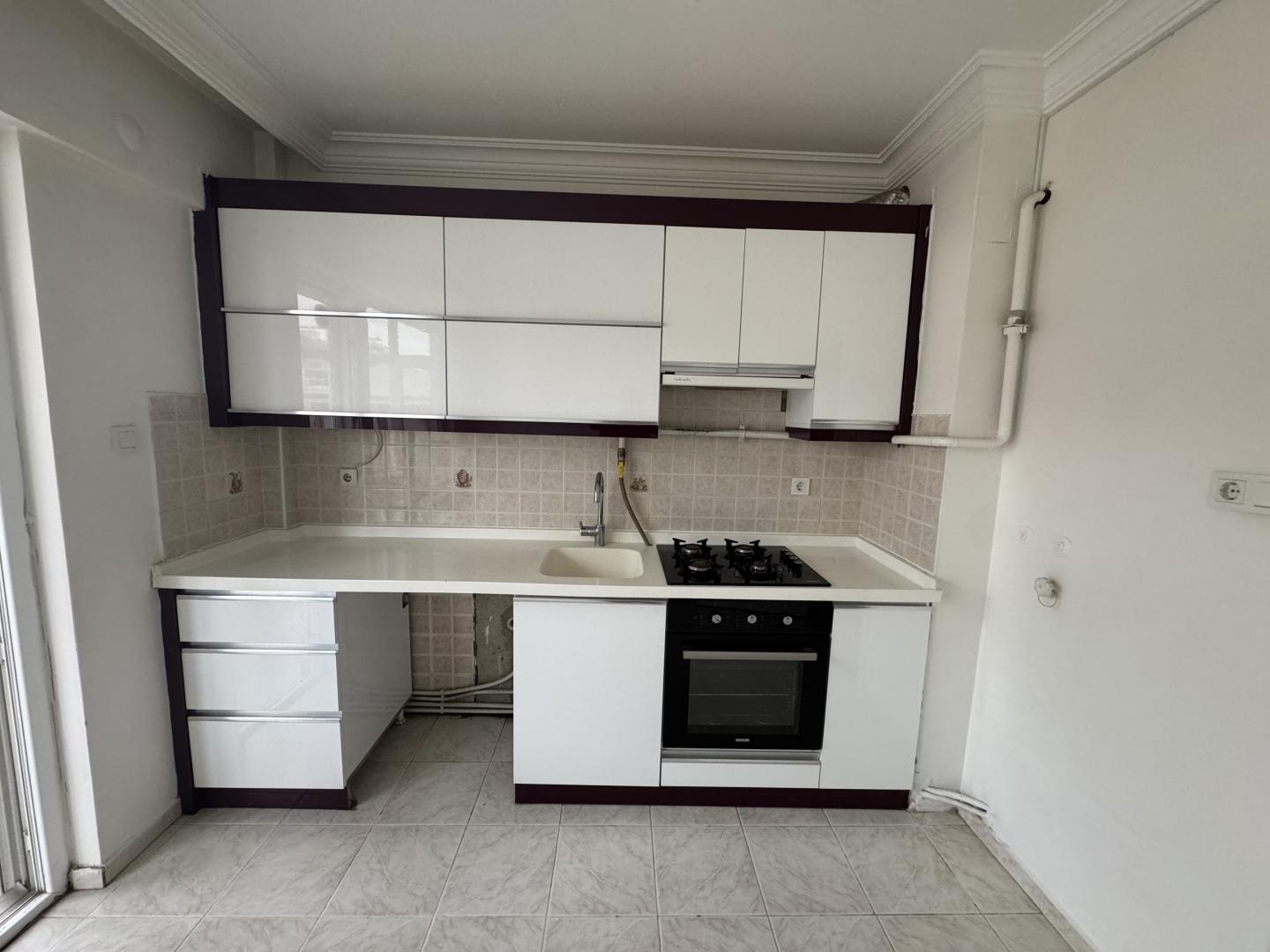 Plaza'dan Şehrin Örnek Mahallesi Örnekevlerde 3+1 Fırsat Daire - Resim 20