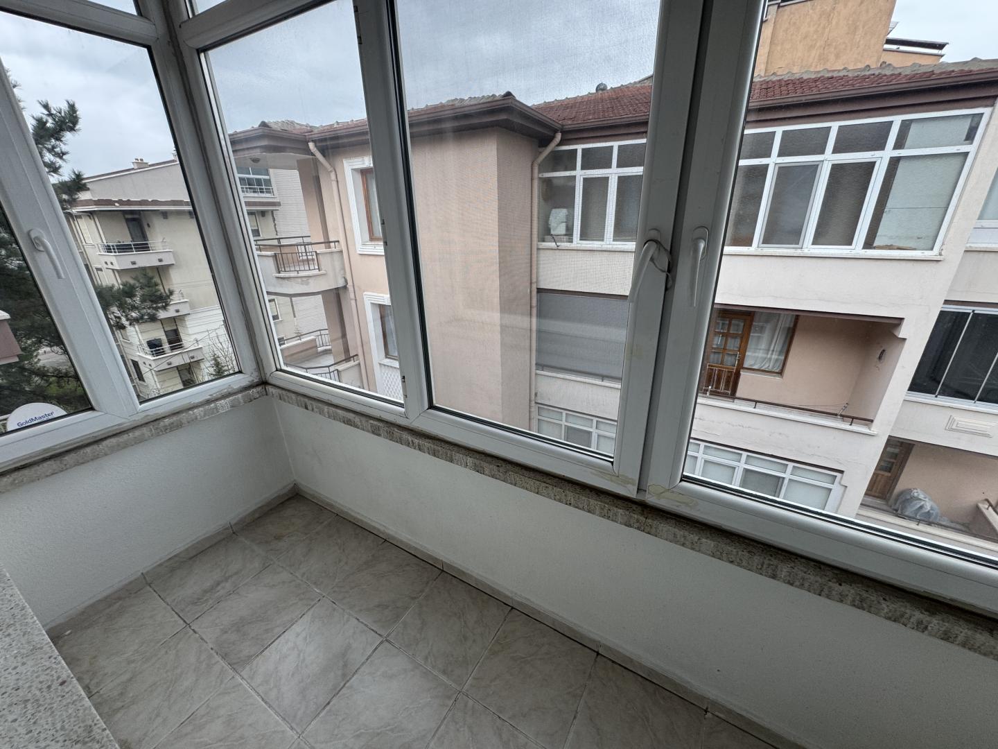 Plaza'dan Şehrin Örnek Mahallesi Örnekevlerde 3+1 Fırsat Daire - Resim 22