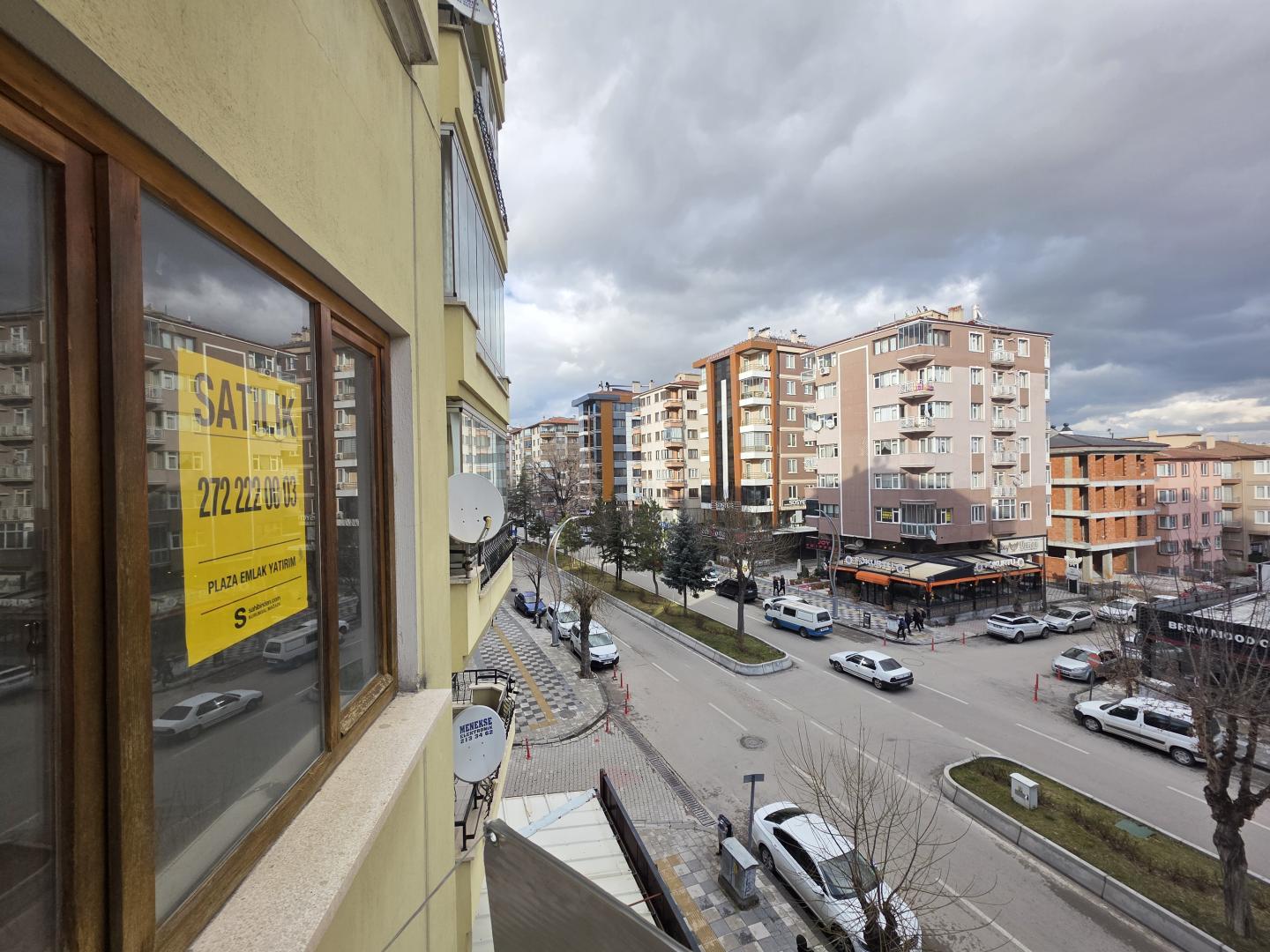 Plaza'dan Yeşilyol'da AraKat Otoparklı Asansörlü Daire Ofis - Resim 18