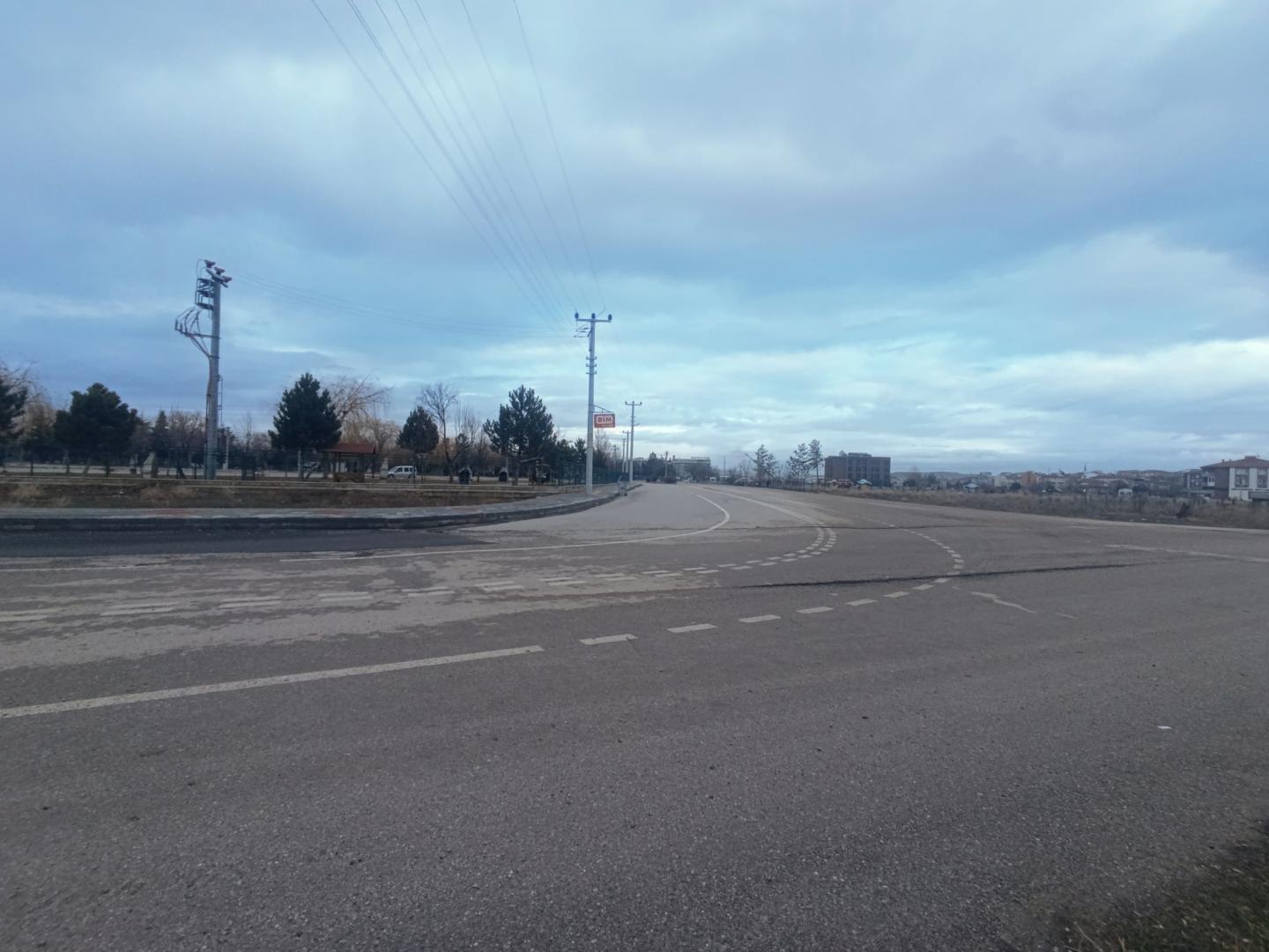 PLAZA'DAN FUAR ALANI KARŞISI 2+1 ARAKAT LÜKS SATILIK DAİRE - Resim 34