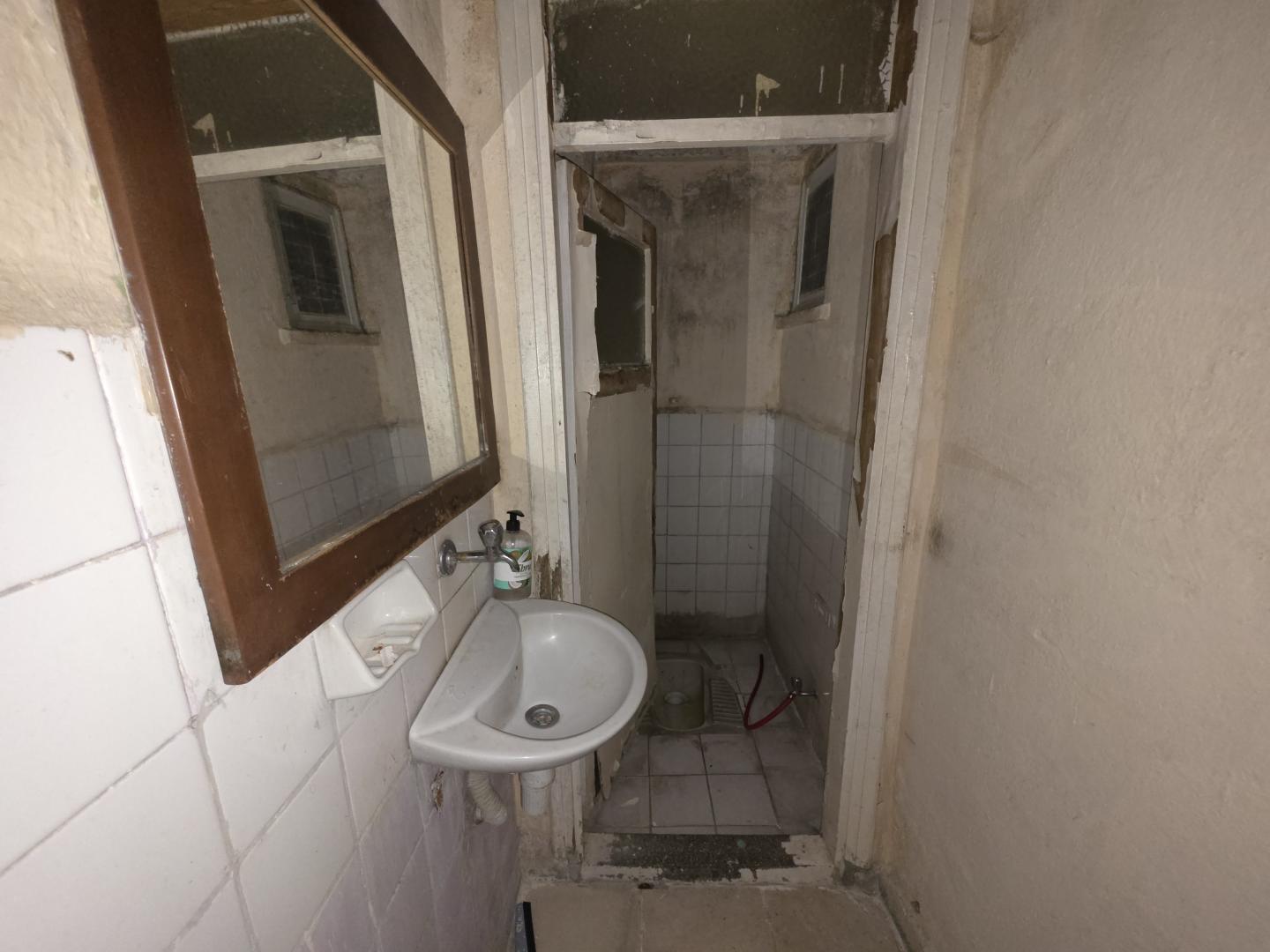 Plaza'dan Ambaryolunda Cadde Cepheli AraKat Fırsat Daire - Resim 23