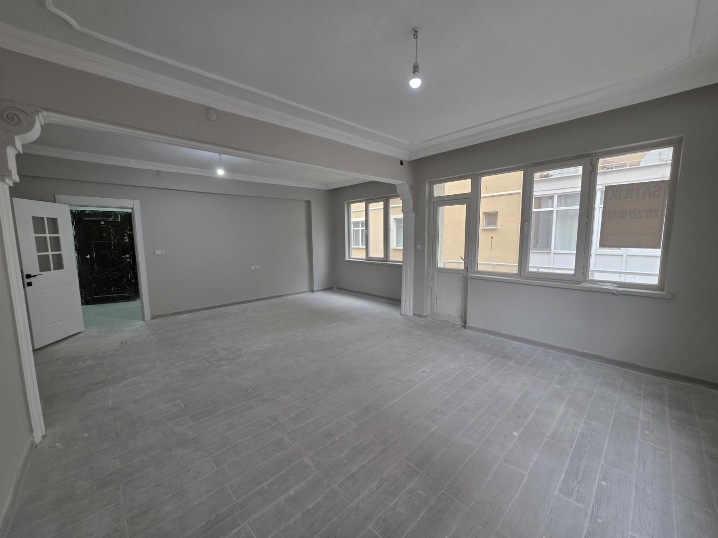  Plaza'dan Cumhuriyet'te Full Tadilatlı AraKat Fırsat Daire - Resim 16