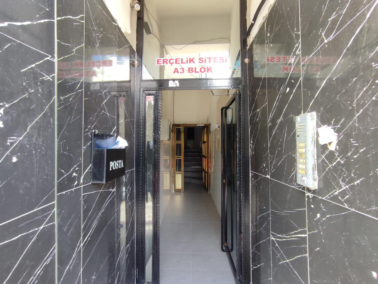 Plaza Emlak'tan Dervişpaşa'da Afjetli Asansörlü Kiralık Daire - Resim 4