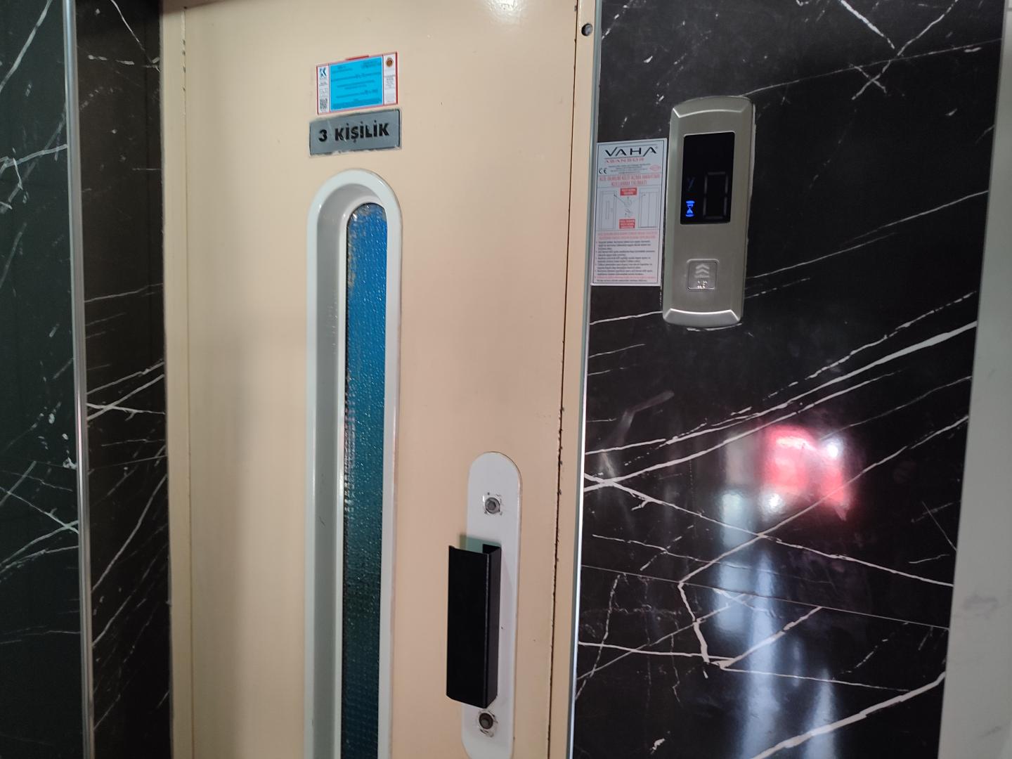 Plaza Emlak'tan Dervişpaşa'da Afjetli Asansörlü Kiralık Daire - Resim 5