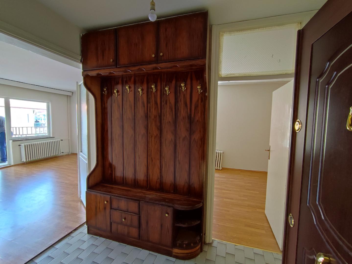 Plaza Emlak'tan Dervişpaşa'da Afjetli Asansörlü Kiralık Daire - Resim 8