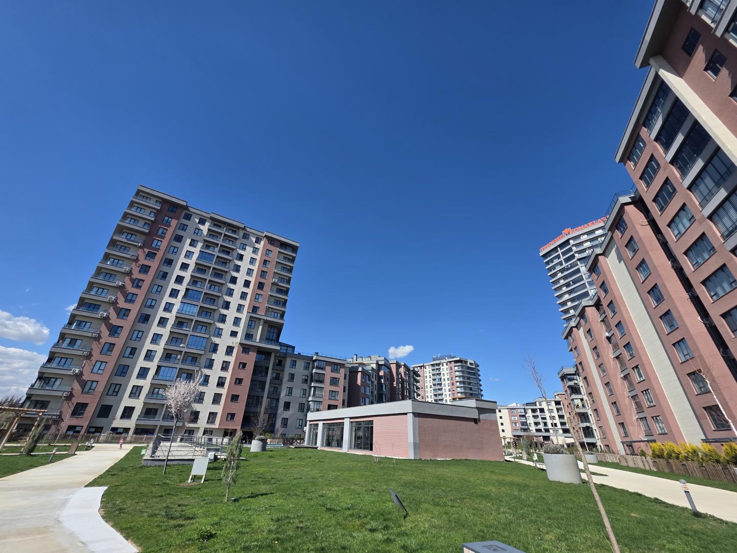 Plaza Emlak'tan Şehrin Gözde Projesi Trio Vista'da Satılık Fırsat Daire - Resim 4