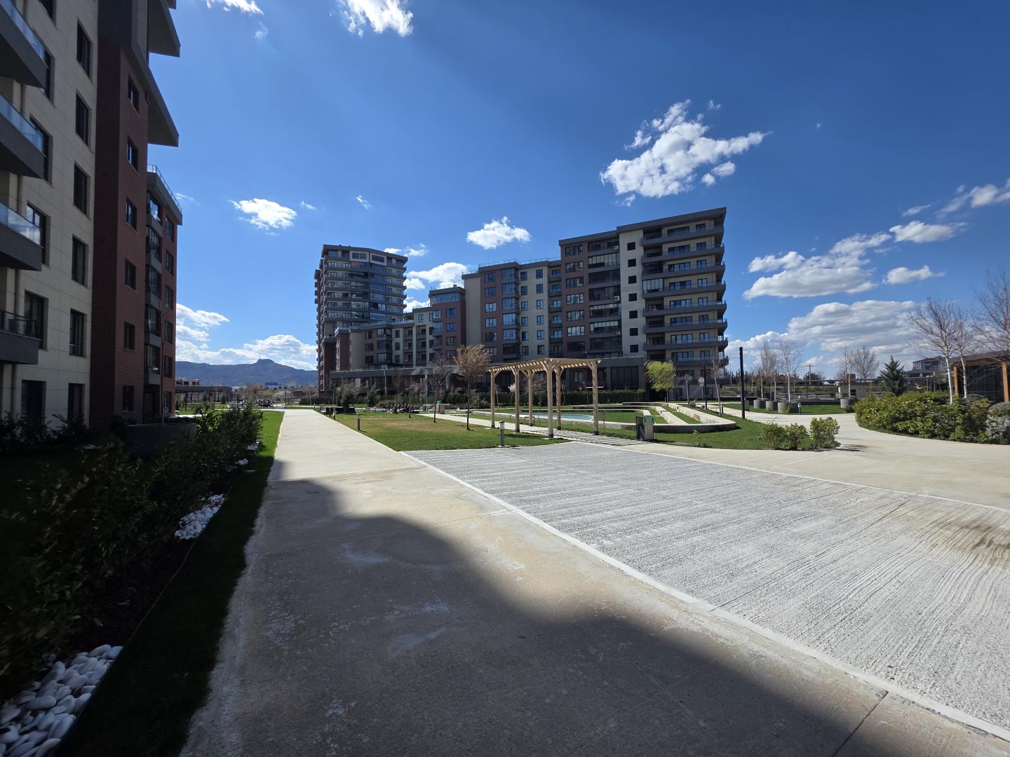 Plaza Emlak'tan Şehrin Gözde Projesi Trio Vista'da Satılık Fırsat Daire - Resim 5