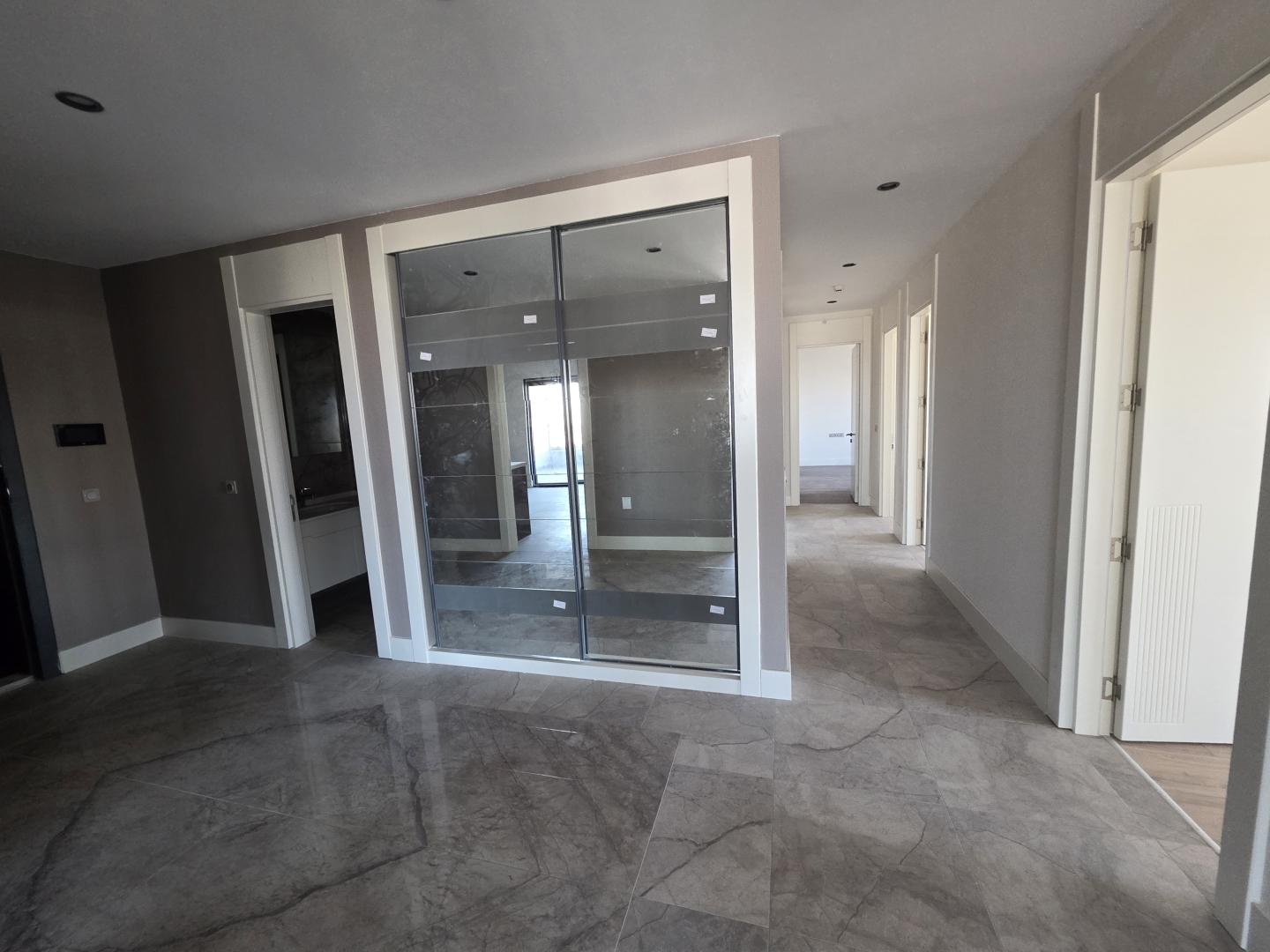 Plaza Emlak'tan Şehrin Gözde Projesi Trio Vista'da Satılık Fırsat Daire - Resim 16