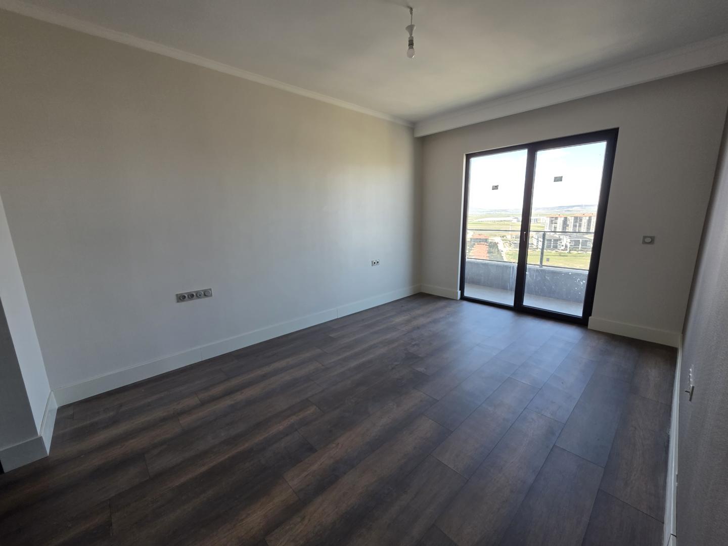 Plaza Emlak'tan Şehrin Gözde Projesi Trio Vista'da Satılık Fırsat Daire - Resim 24