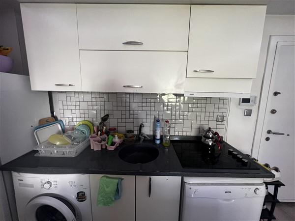 Plaza Emlak'tan Şehrin Merkezinde Acil Satılık 1+1 Fırsat AraKat - Resim 13