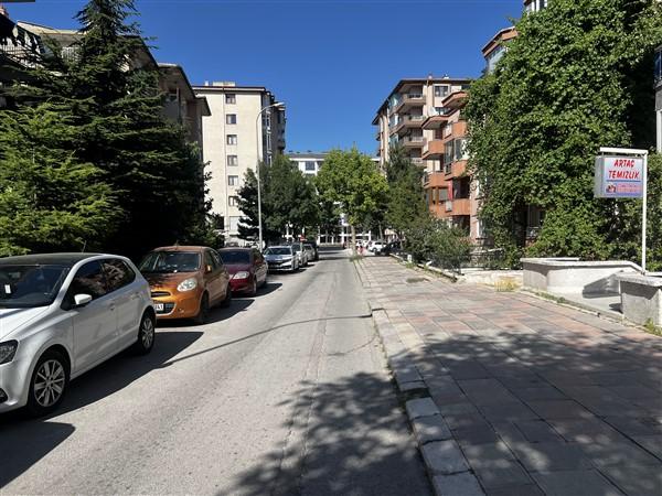 Plaza Emlak'tan Şehrin Merkezinde Acil Satılık 1+1 Fırsat AraKat - Resim 24
