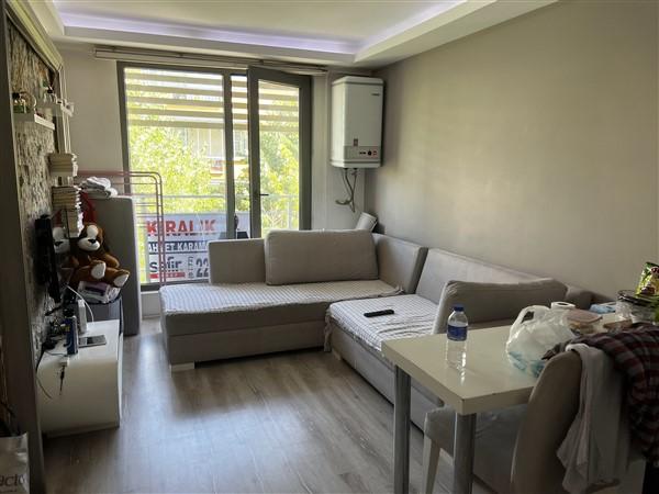 Plaza Emlak'tan Şehrin Merkezinde Acil Satılık 1+1 Fırsat AraKat - Resim 6