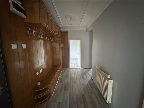 Afyon Plaza Emlak'tan Nazmi Saatçi Harbişte Kiralık 3+1 Daire - Resim 9