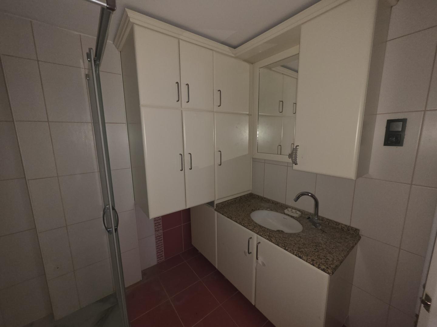 Plaza'dan Kapalı Otoparklı Konforlu Lüks Kiralık 3+1 Daire - Resim 28