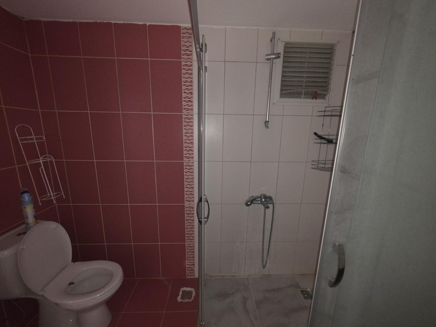 Plaza'dan Kapalı Otoparklı Konforlu Lüks Kiralık 3+1 Daire - Resim 29