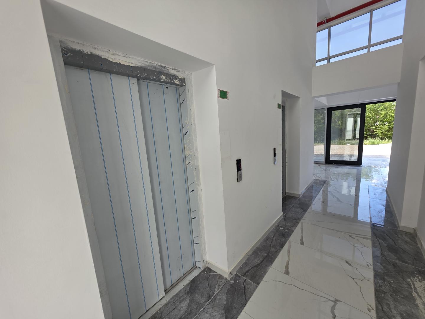 Plaza'dan AFM İş Merkezinde ParkAfyon Cepheli Kiralık Ofis - Resim 5