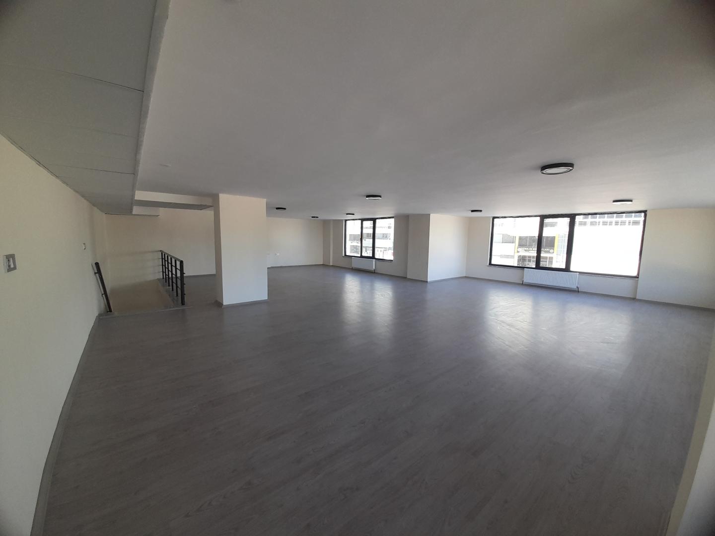 PLAZA EMLAK TÜRK İŞ KONUTLARI 2. ETAP İKİ KATLI KİRALIK KÖŞE DÜKKAN - Resim 9