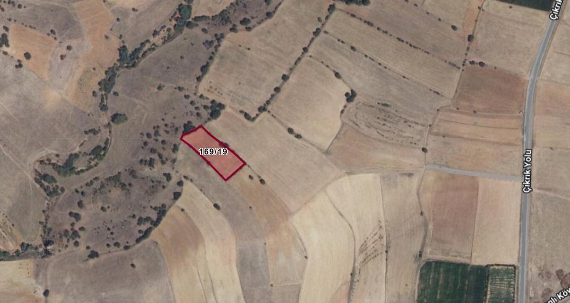 Plaza'dan Tarıma Yatırıma Uygun Eğimsiz Kadastral Yollu SATILIK - Resim 2