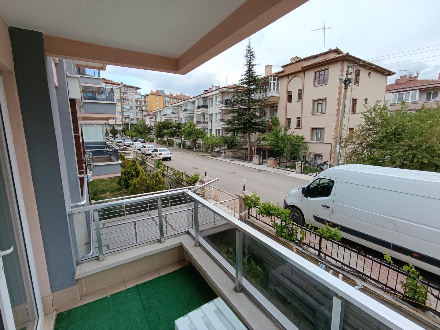 Plaza'dan Kiralık Ankastreli,Güney Cephe,Otoparklı,Kilerli 3+1 - Resim 15