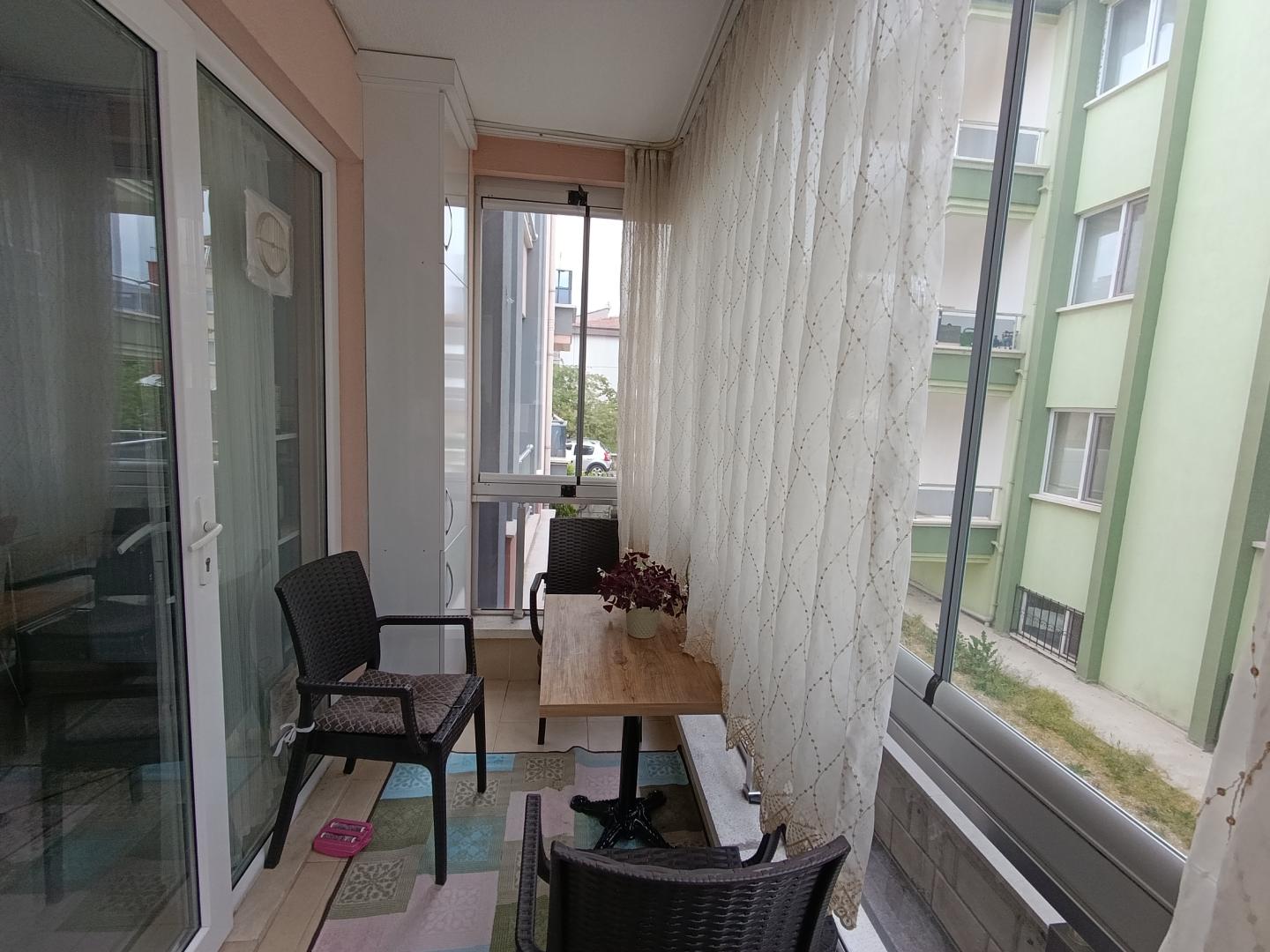 Plaza'dan Kiralık Ankastreli,Güney Cephe,Otoparklı,Kilerli 3+1 - Resim 23