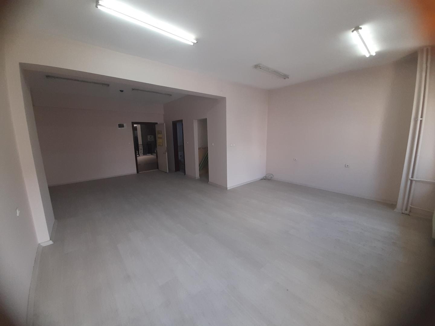 PLAZA EMLAK KİRALIK KARAMAN İŞ MERKEZİNDE WC VE MUTFAKLI OFİS - Resim 7