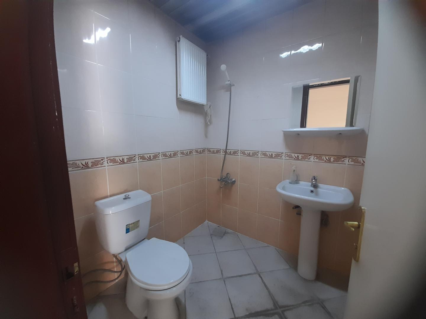 PLAZA EMLAK KİRALIK KARAMAN İŞ MERKEZİNDE WC VE MUTFAKLI OFİS - Resim 9