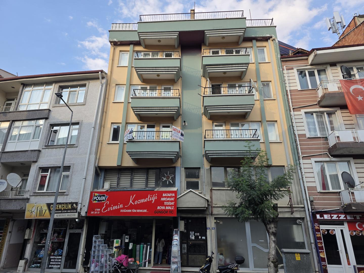 Plaza'dan Mecidiye Ana Cadde Üstü 3+1 Geniş Teraslı Daire