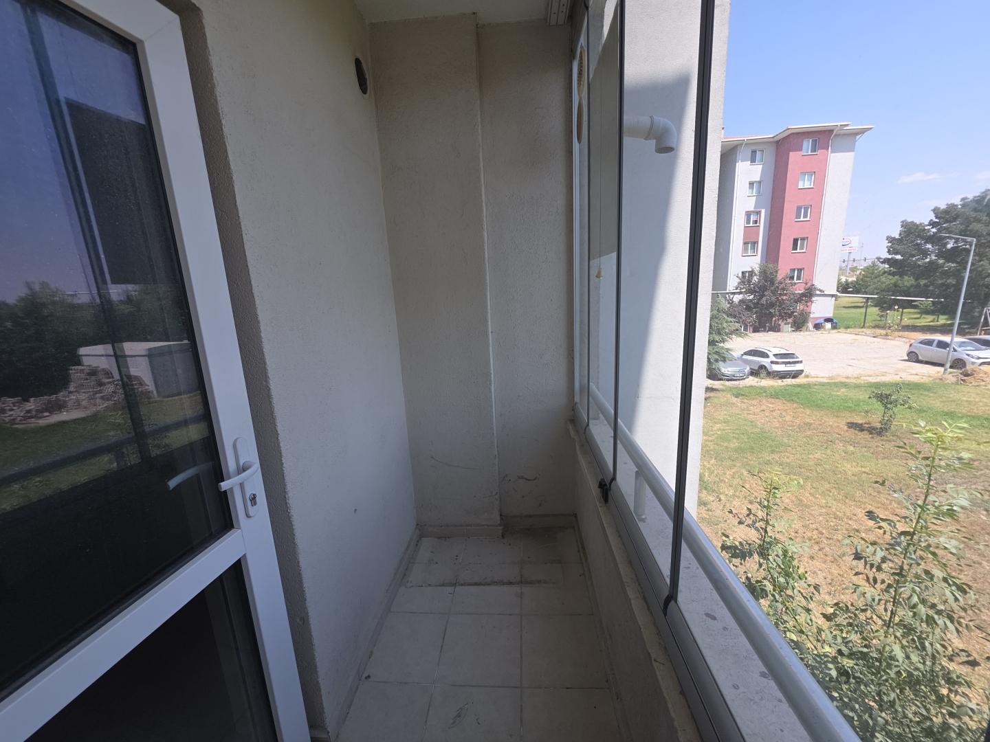 Plaza'dan İçi Yapılı Masrafsız AraKat Güney Cephe 4+1 Acil - Resim 15