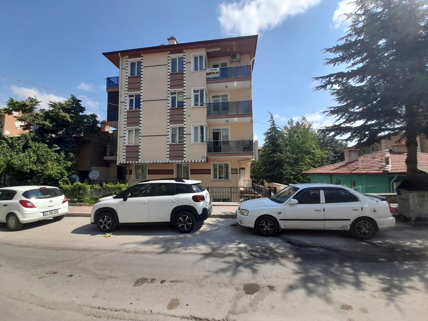 PLAZA EMLAK ZAFER M. ARAKAT BAKIMLI KİRALIK  3+1 DAİRE