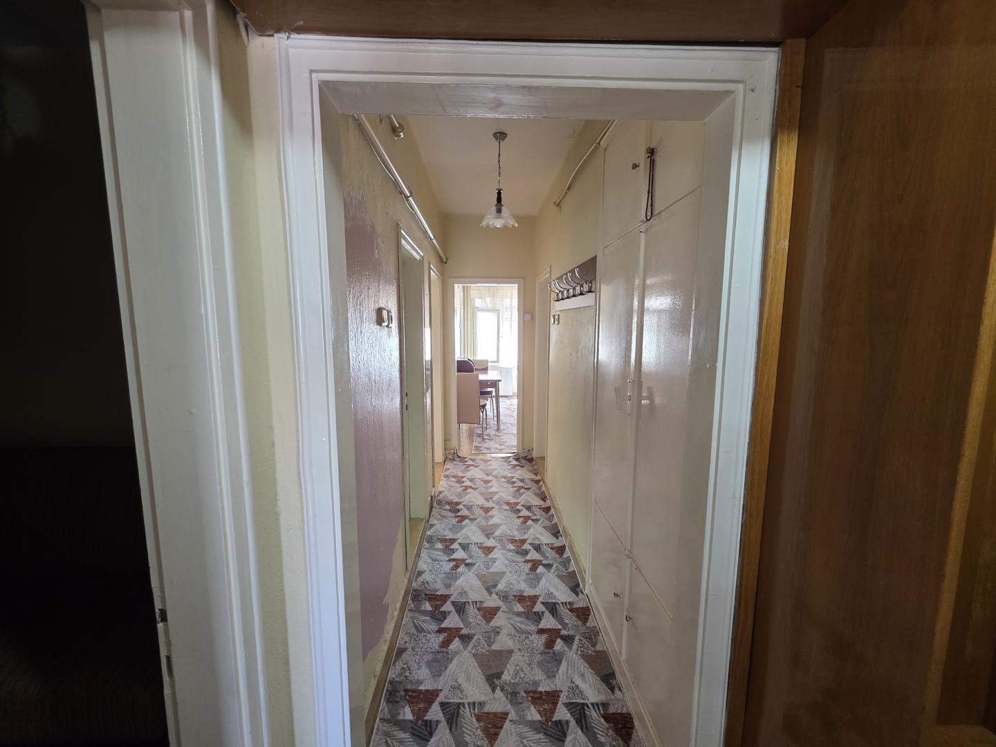 Plaza'dan Eşyalı AraKat 2+1 Bu Güzel Daire Senin Olabilir! - Resim 6