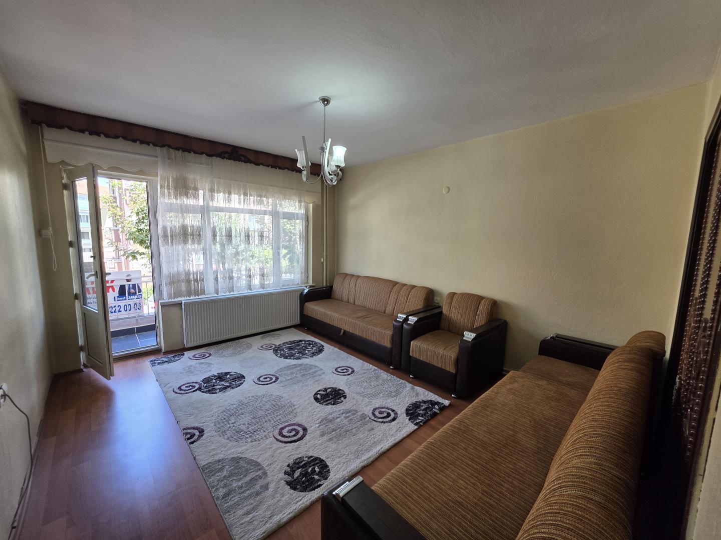 Plaza'dan Eşyalı AraKat 2+1 Bu Güzel Daire Senin Olabilir! - Resim 14