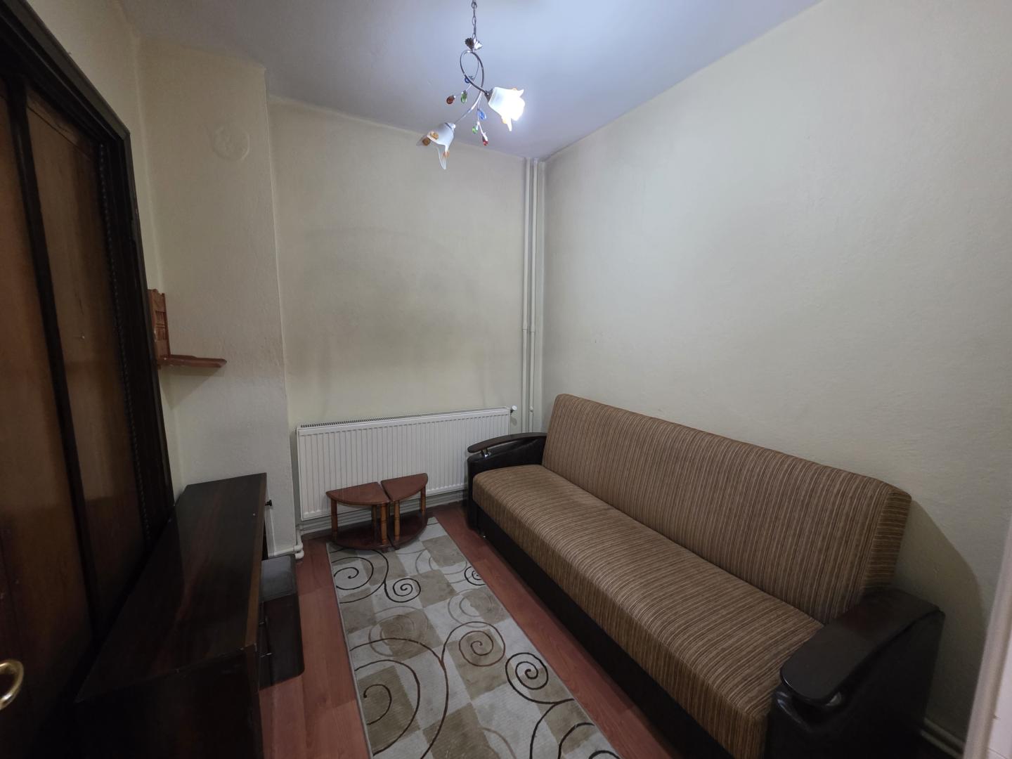 Plaza'dan Eşyalı AraKat 2+1 Bu Güzel Daire Senin Olabilir! - Resim 15