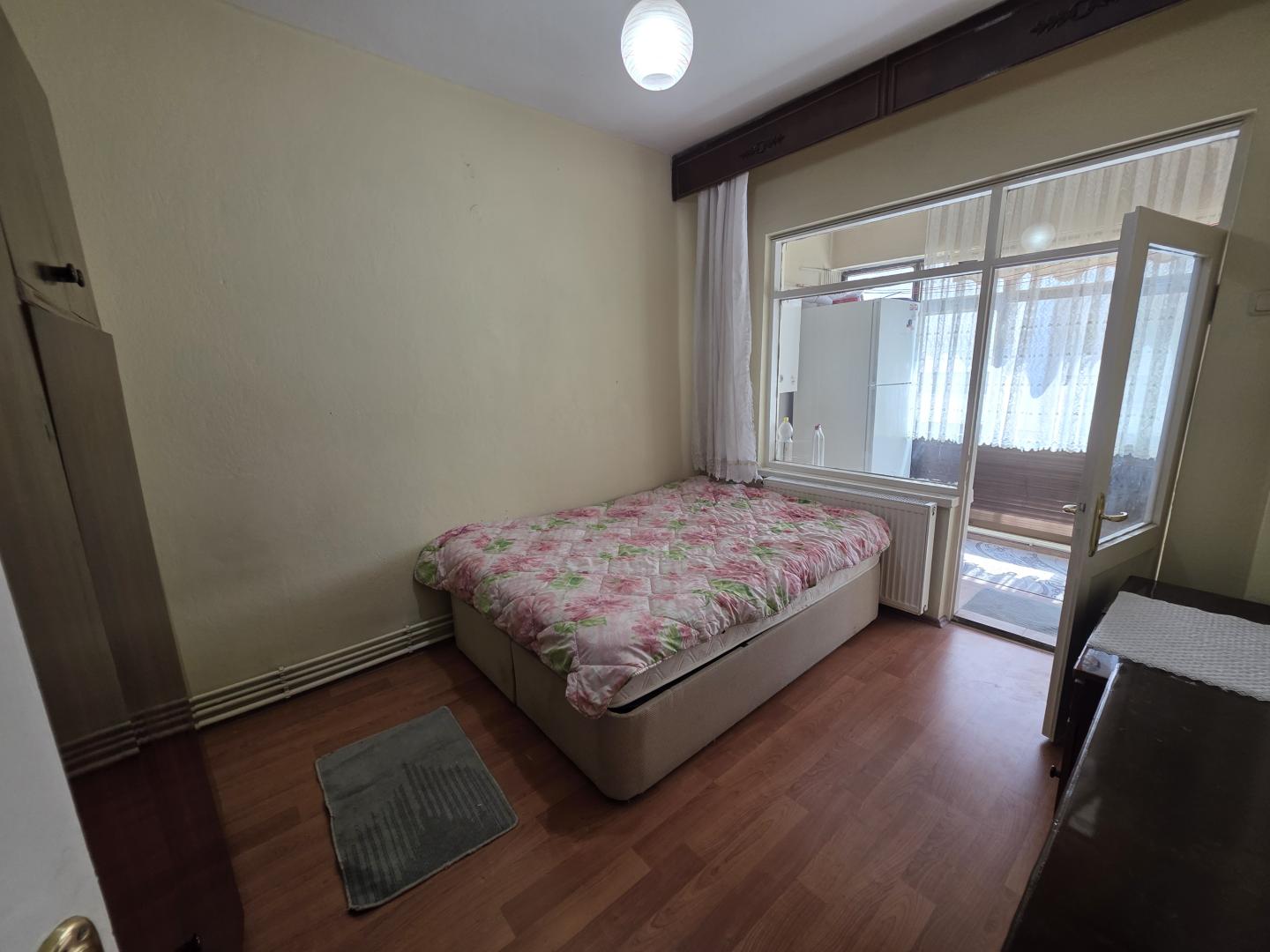 Plaza'dan Eşyalı AraKat 2+1 Bu Güzel Daire Senin Olabilir! - Resim 18