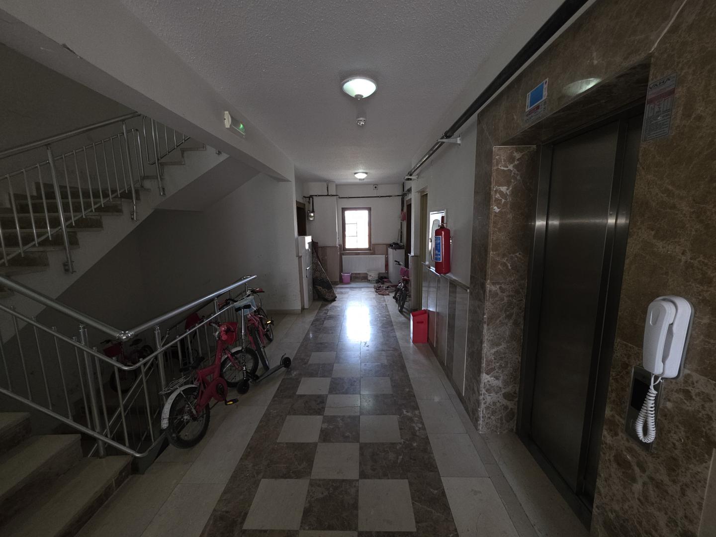 Plaza'dan Dörtyol TOKİ de Boyalı Temiz Uygun 2+1 Kiralık Daire - Resim 4