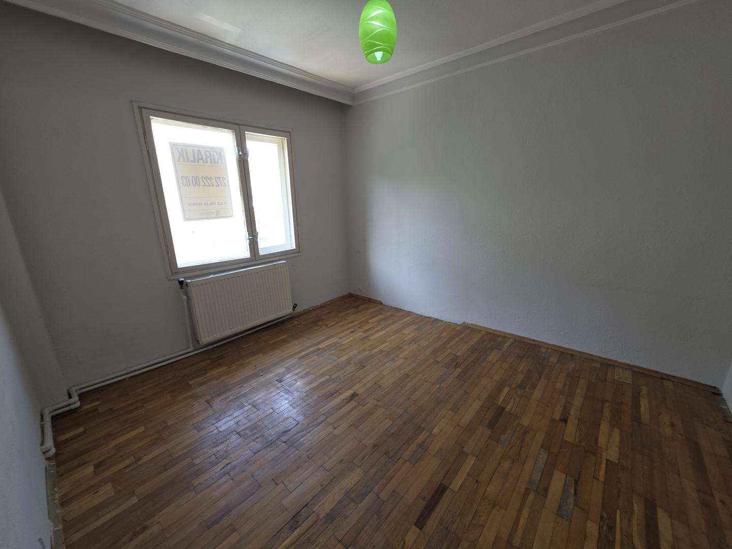 Plaza'dan Adliye Yakını Geniş Refah 3 Cepheli Kiralık 3+1 Daire - Resim 24