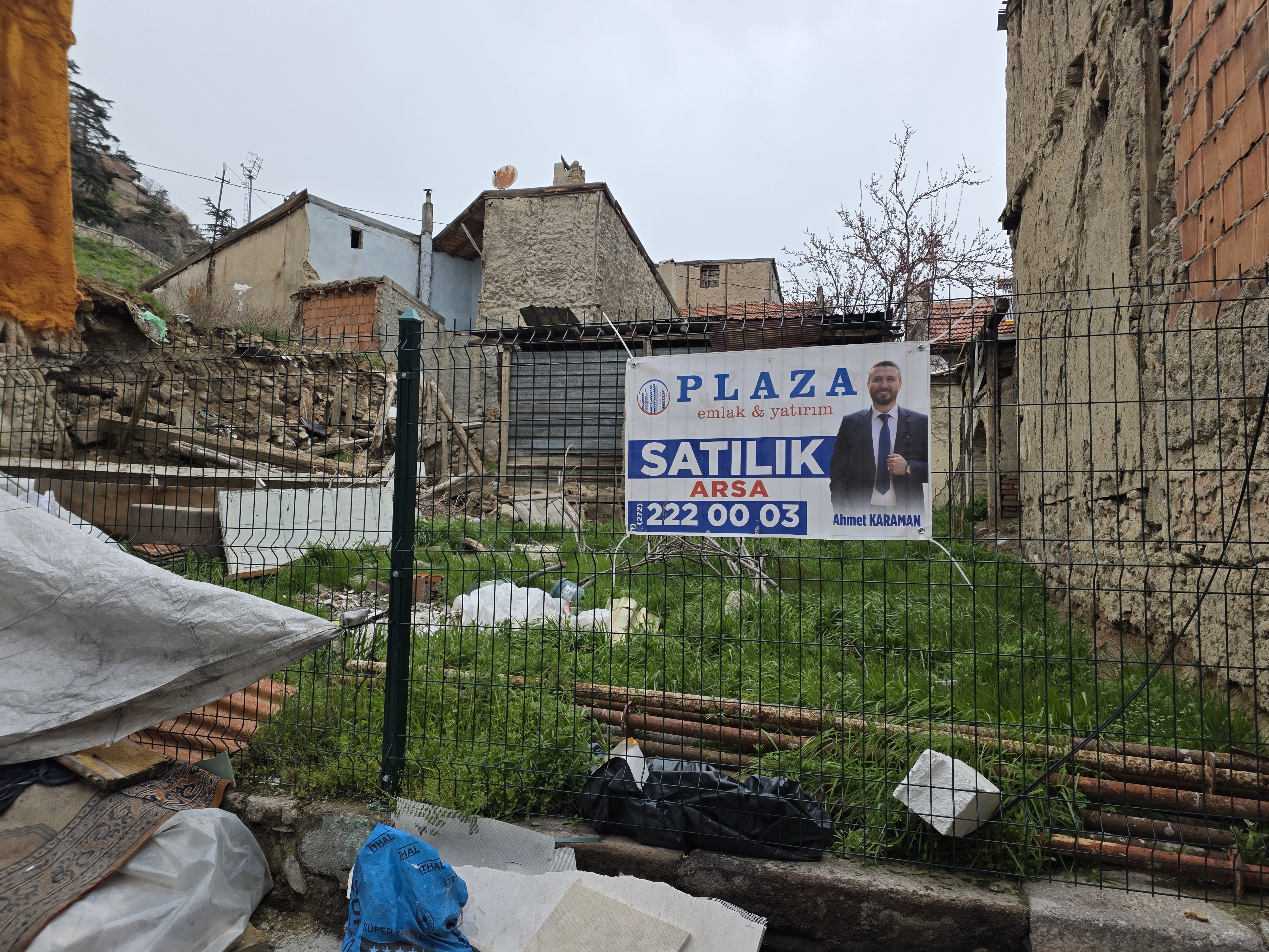 Plaza Emlak'tan Burmalıda Acil Satılık Arsa