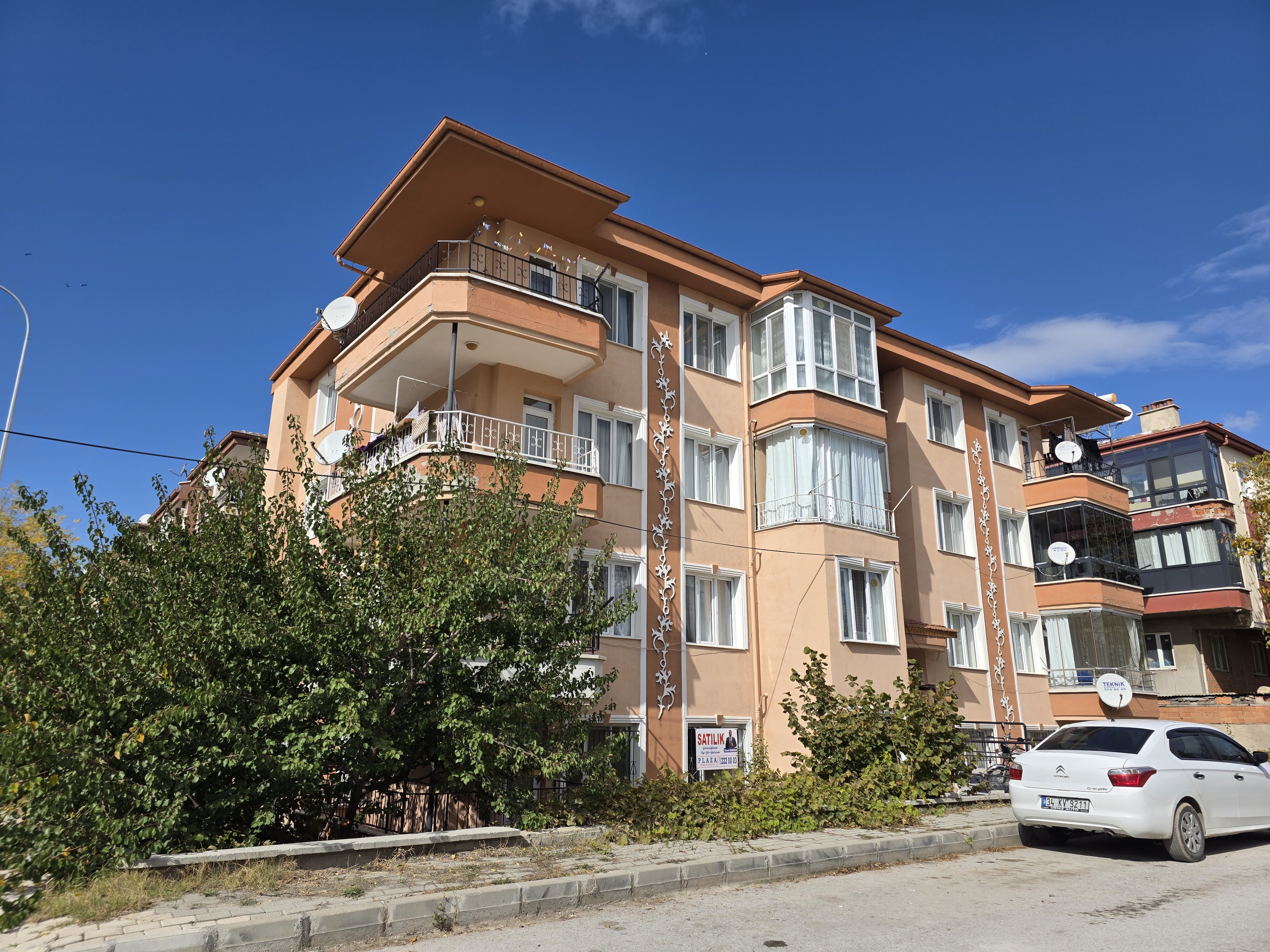 Plaza'dan Fatih'te Bahçe Katı Güney Cephe 3+1 Geniş Fırsat Daire